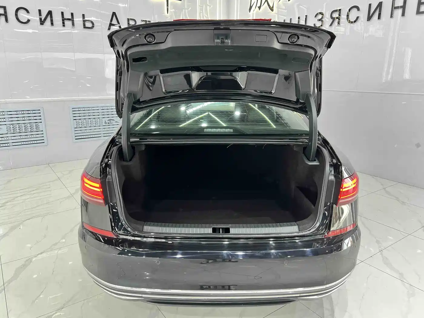 Volkswagen Passat 2021 Model 280TSI Business Edition фото 8