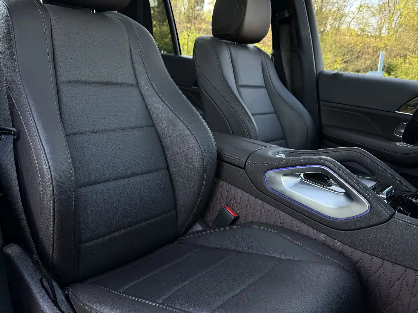 Mercedes-Benz GLS 2023 GLS 450 4MATIC Luxury Edition фото 23