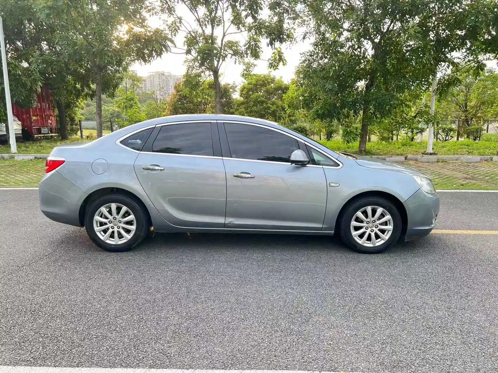 Фото 4 - Buick Excelle