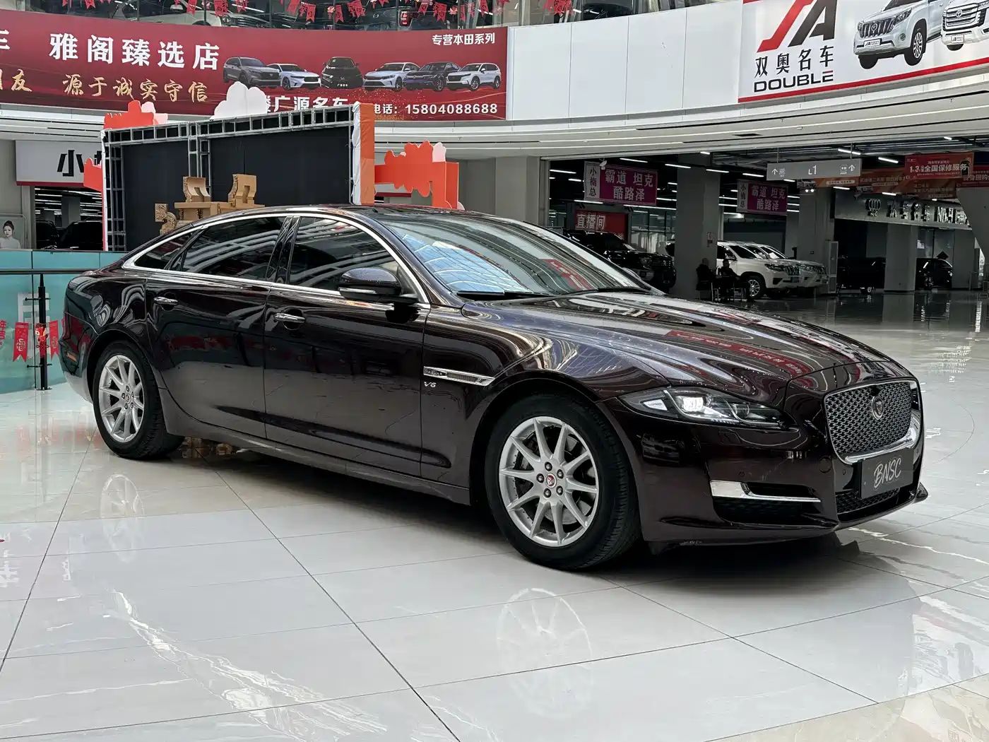 2018 Jaguar XJ