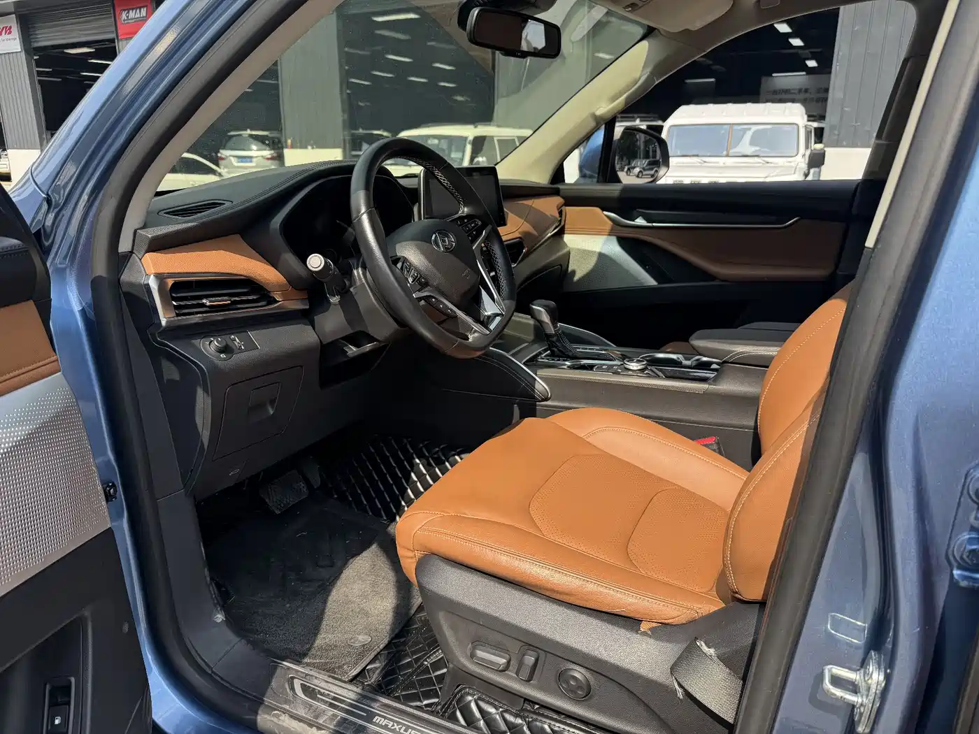 SAIC Maxus D90 2017 2.0T Automatic 4WD Sirius фото 4