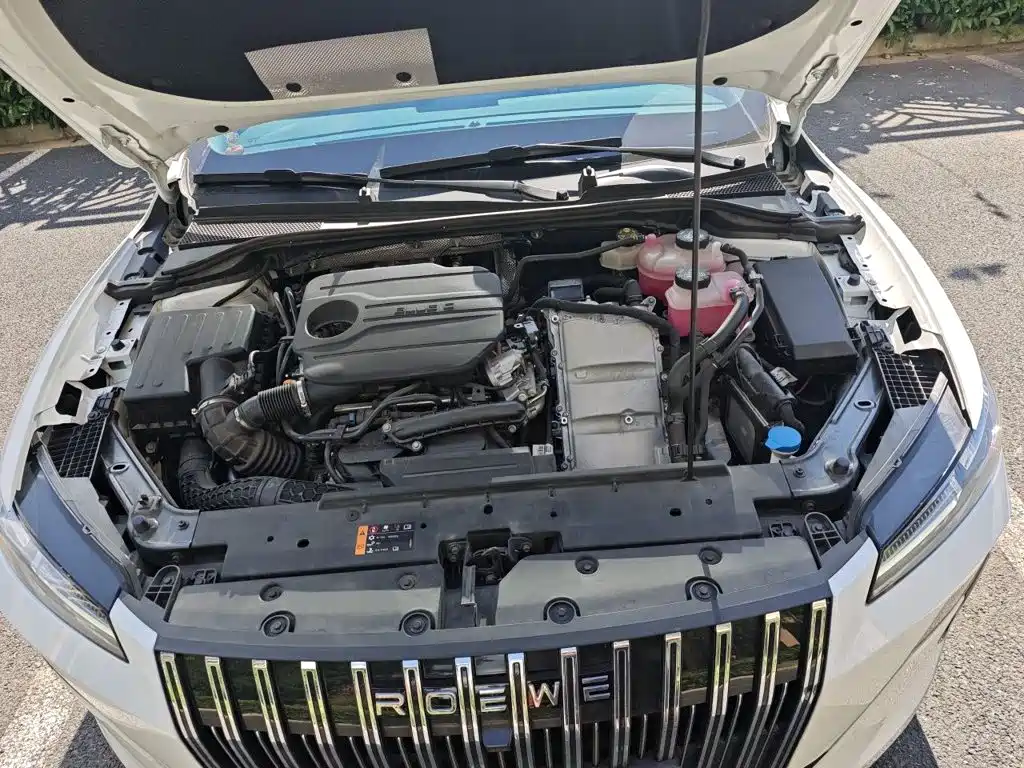 Roewe M7 DMH 2025 2025 1.5T 115km Standard
