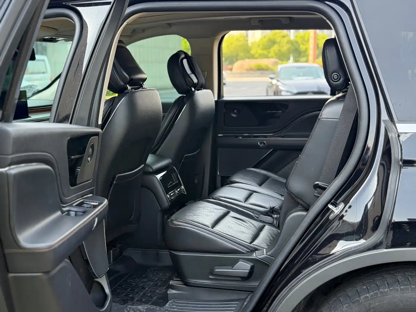 Lincoln Aviator 2020 3.0T V6 4WD Elegance Edition фото 8
