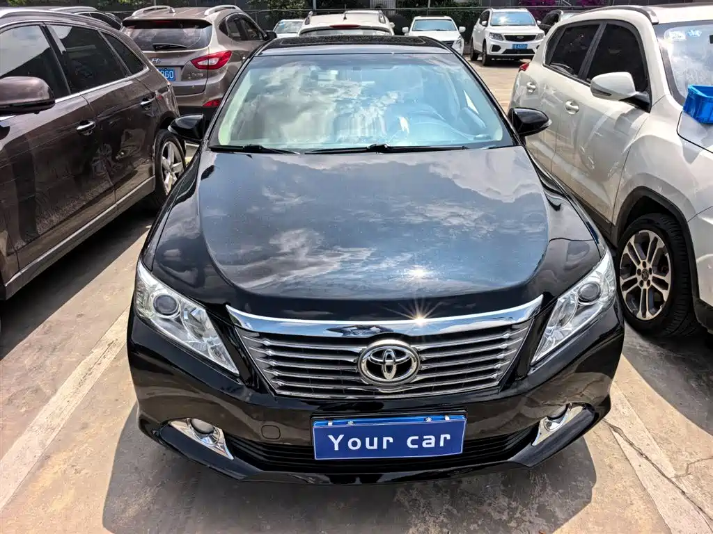 Toyota Camry 2013 2.0G Comfort фото 2