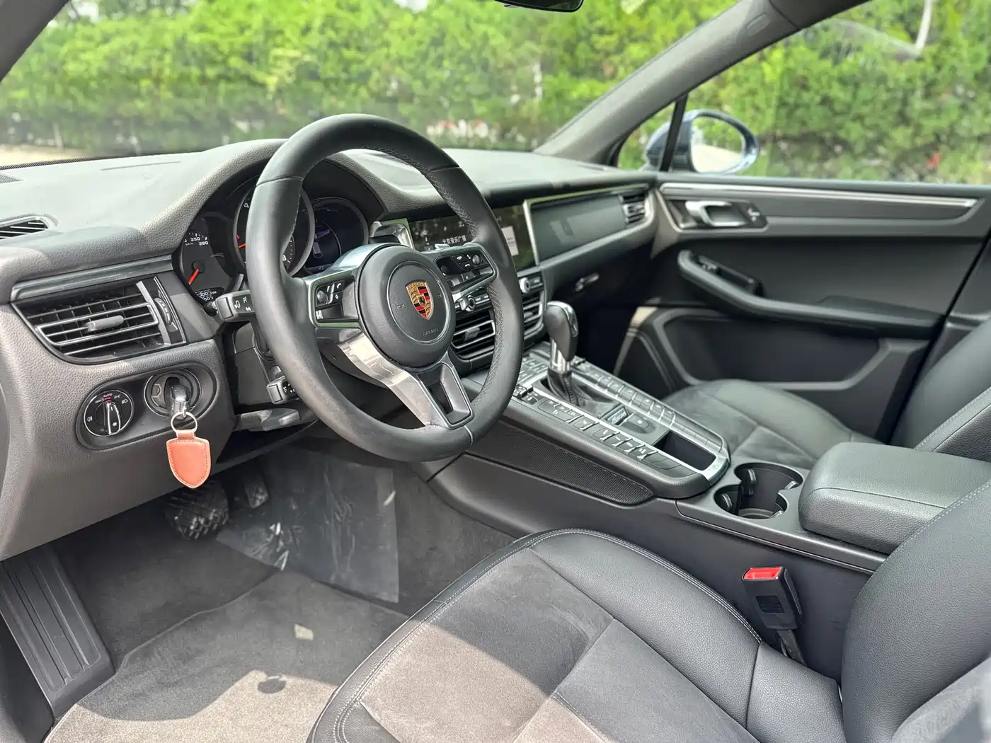 Porsche Macan 2020 Macan 2.0T фото 17