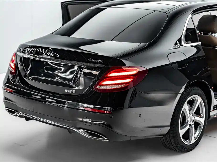Mercedes-Benz E-Class 2020 E 260 L Sport 4MATIC фото 38