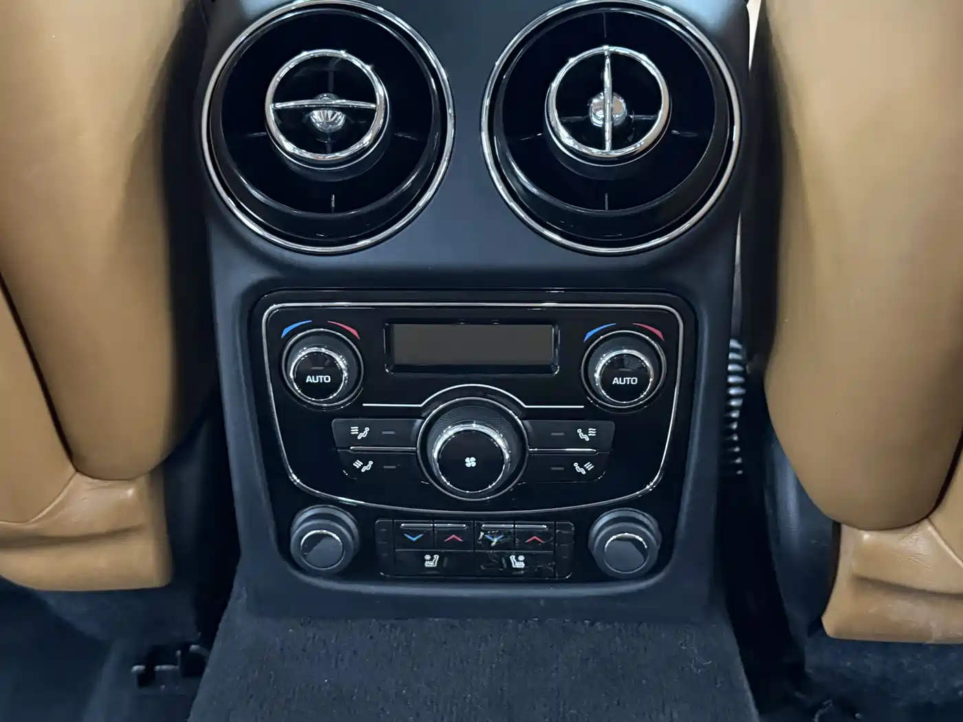 Jaguar XJ 2015 2015 XJL 3.0 SC AWD Panorama Business