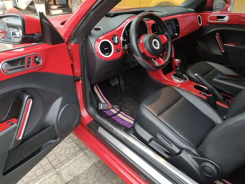 Volkswagen Beetle 2017 180TSI Enjoy фото 13