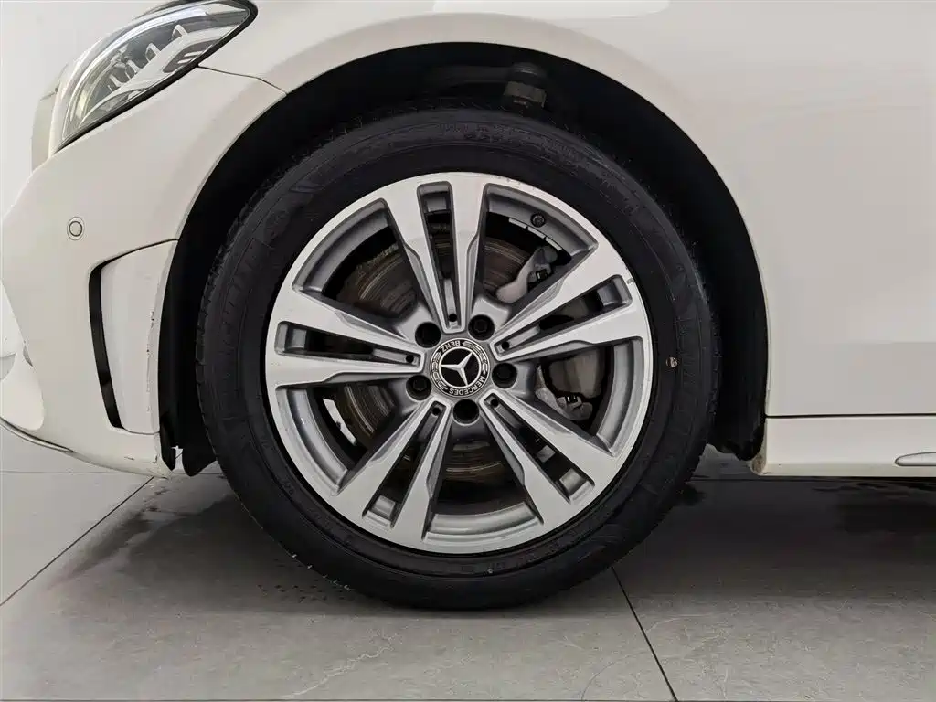 Mercedes-Benz C-Class 2020 C 200 L Fashion Sport фото 17