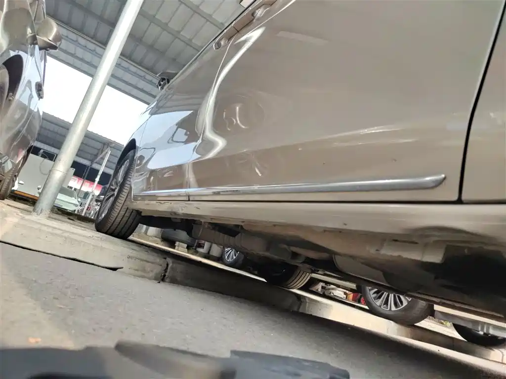 Buick GL8 2023 ES Landmaster Luxury фото 16