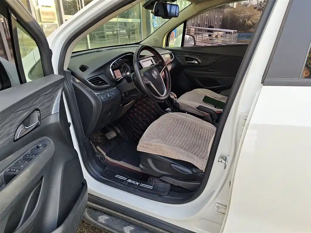 Buick Encore 2018 18T Automatic 2WD Urban Leading фото 14