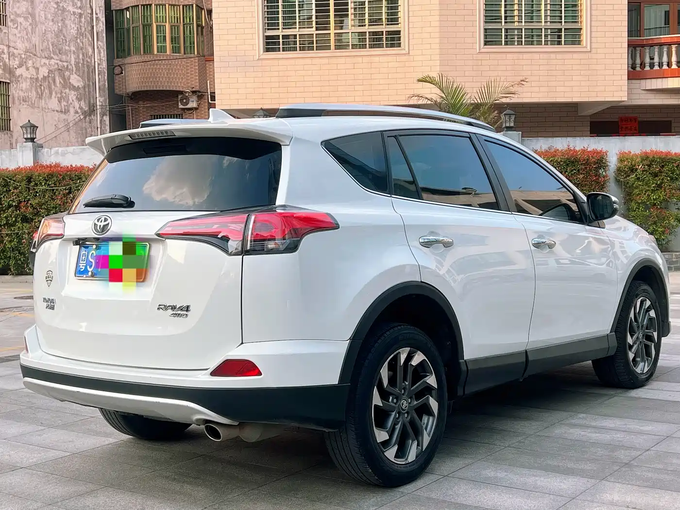 Toyota RAV4 Rongfang 2018 2.5L Automatic 4WD Elite i Edition фото 4