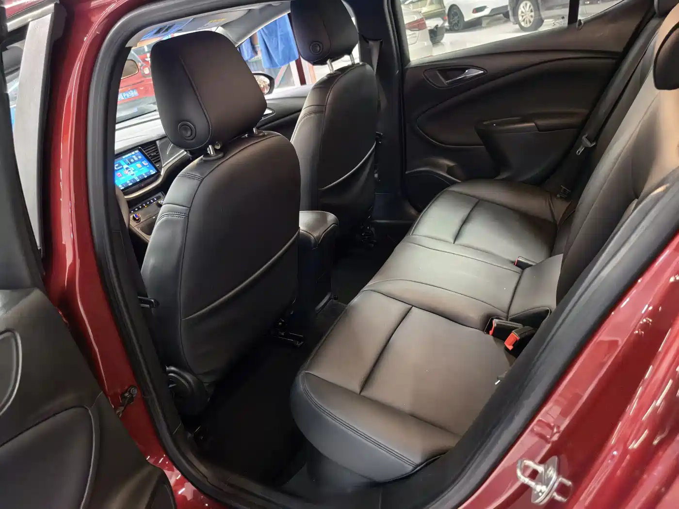 Buick Verano 2016 Hatchback 15S Auto Progressive фото 7