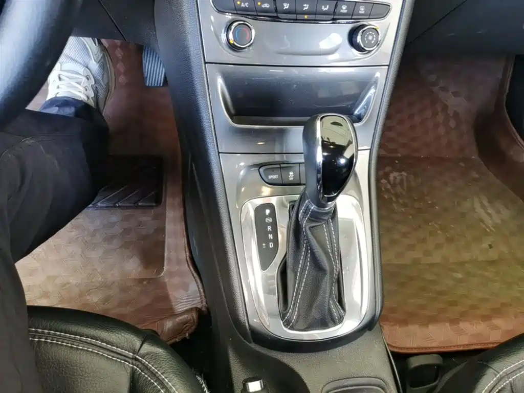 Buick Verano 2016 Hatchback 15S Auto Progressive фото 14