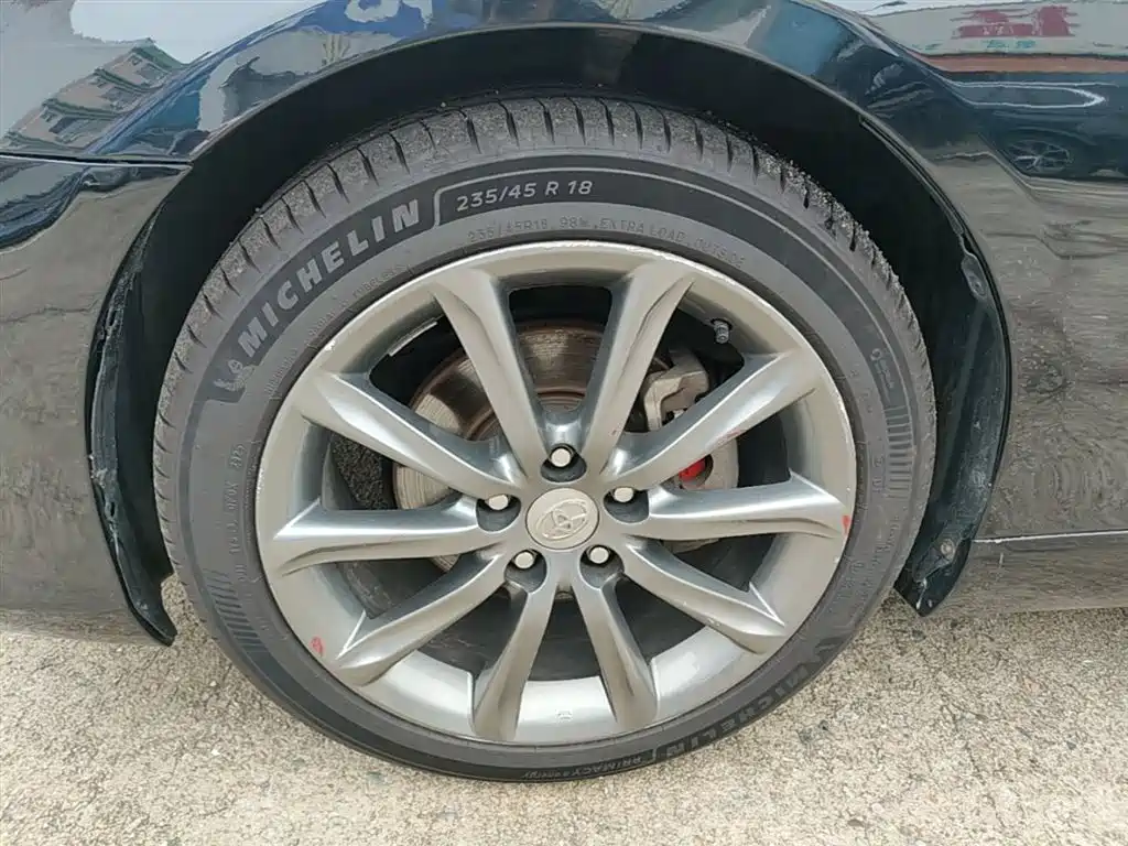 Toyota Reiz 2013 2.5V Elite Edition фото 23