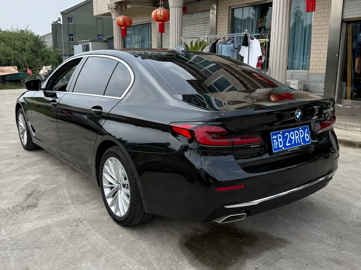 BMW 5 Series 2022 525Li M Sport Package фото 6