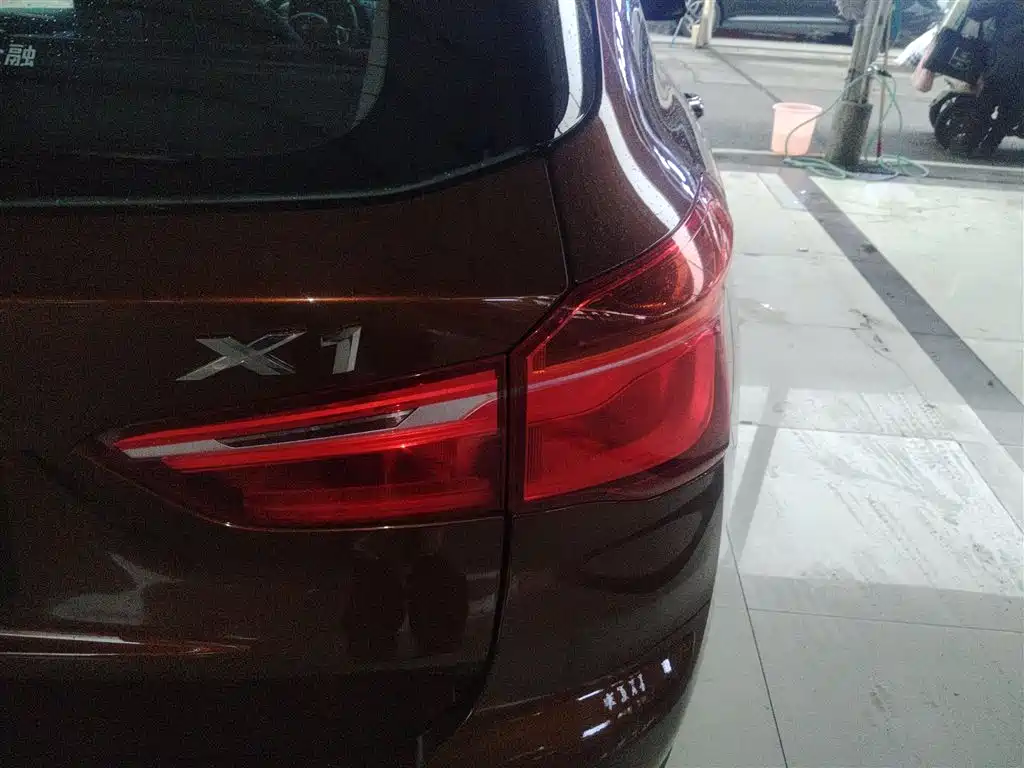 BMW X1 2016 sDrive18Li Premium Model фото 8