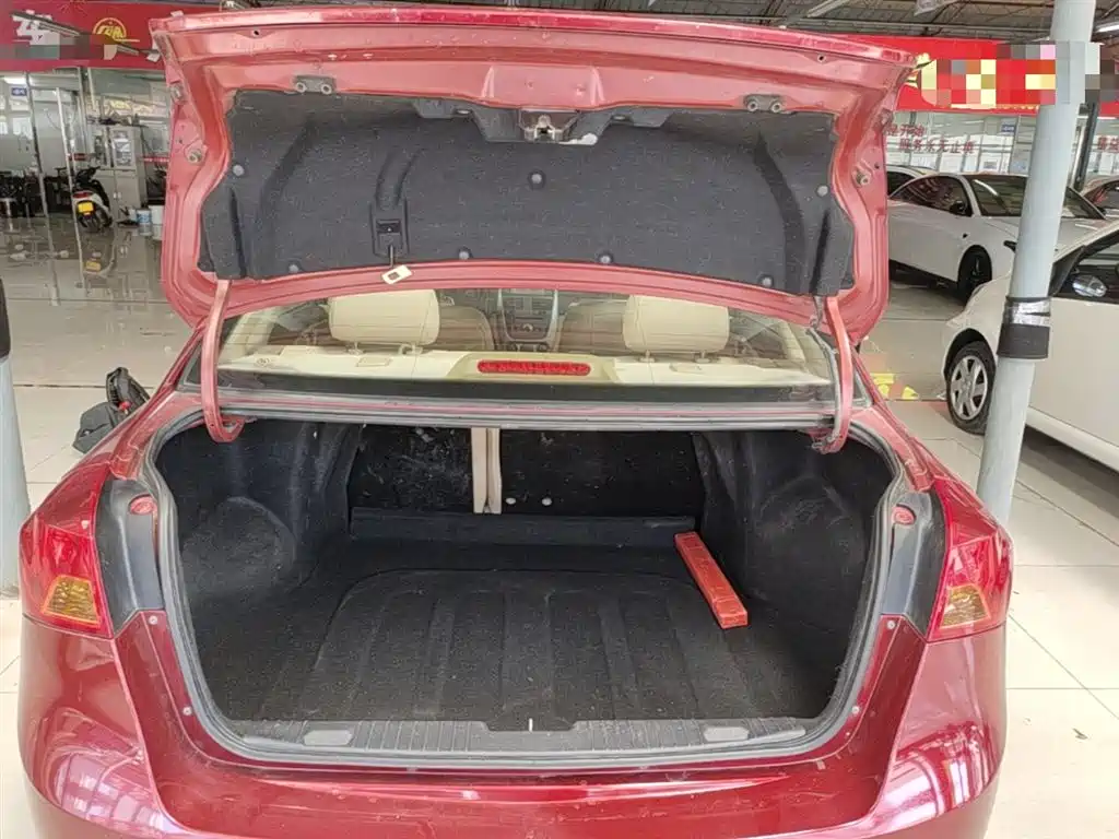 Buick Excelle 2013 1.5L Automatic Exclusive фото 19