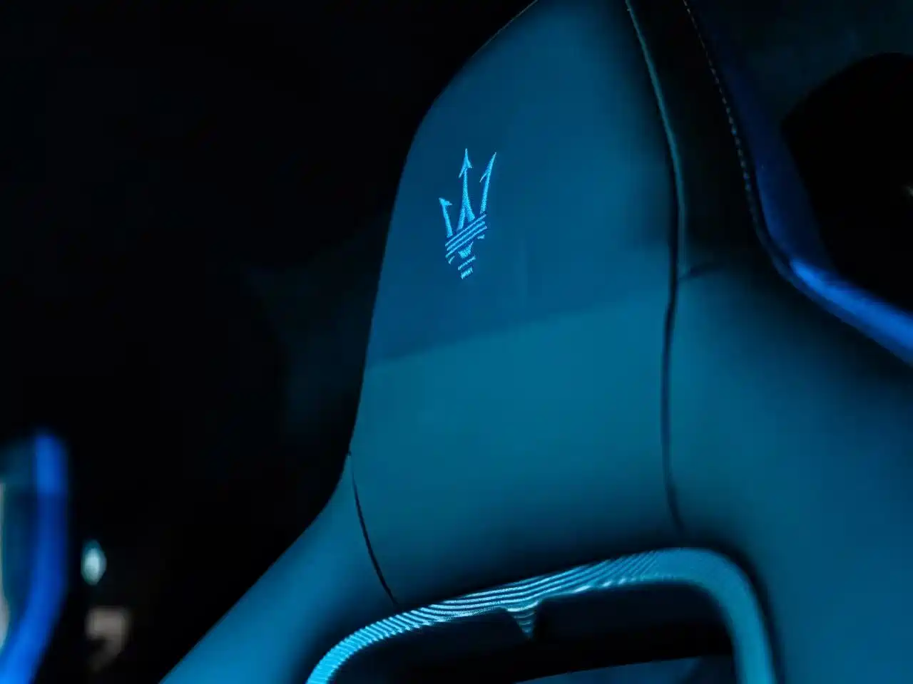 Maserati MC20 2023 3.0T Standard Edition фото 6