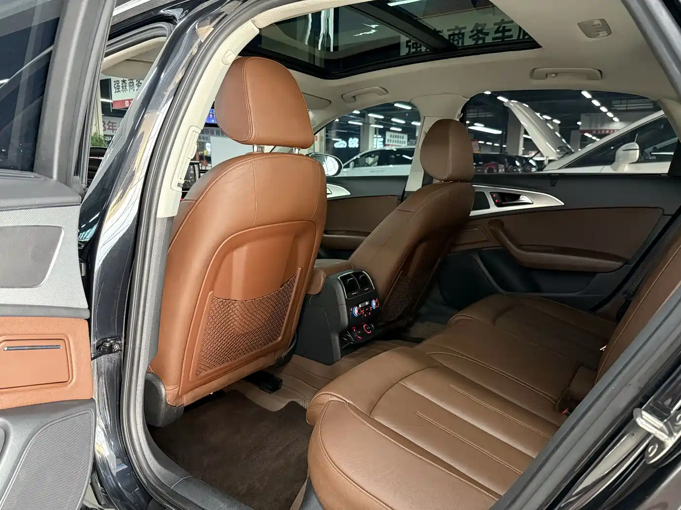 Audi A6L 2012 30 FSI Comfort фото 13
