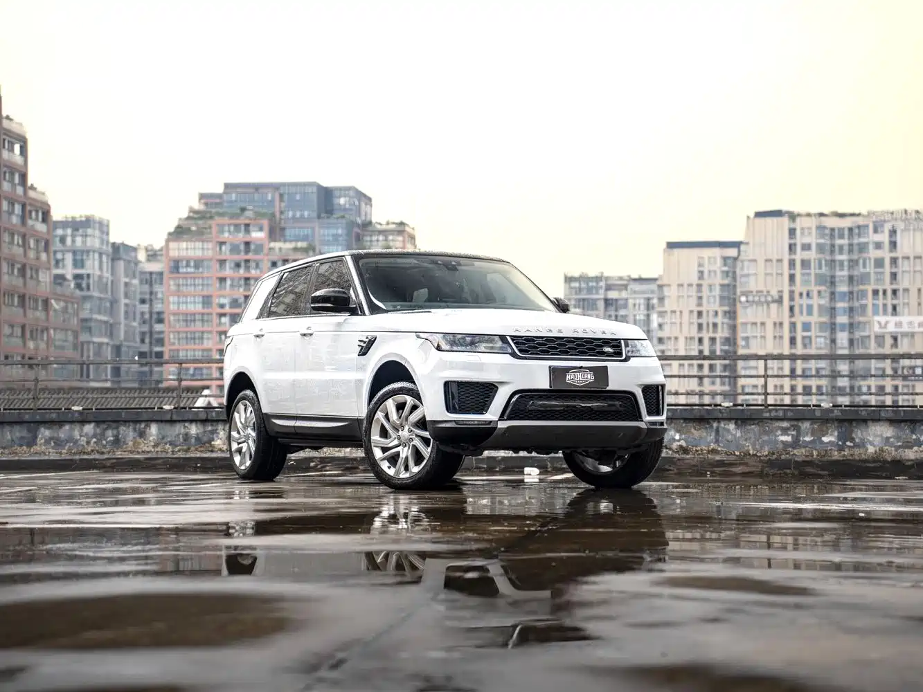 Land Rover Range Rover Sport 2020 3.0 L6 SE фото 3