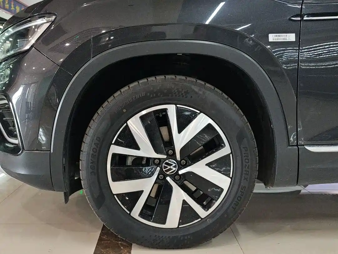 Volkswagen Tayron 2023 330TSI 2WD Luxury Plus Advanced Edition фото 7