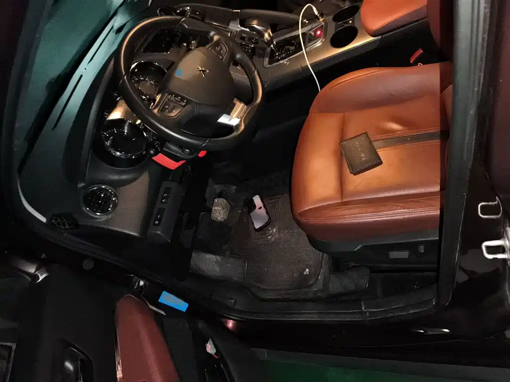 Peugeot 3008 2016 2.0L Automatic Trend Edition фото 8