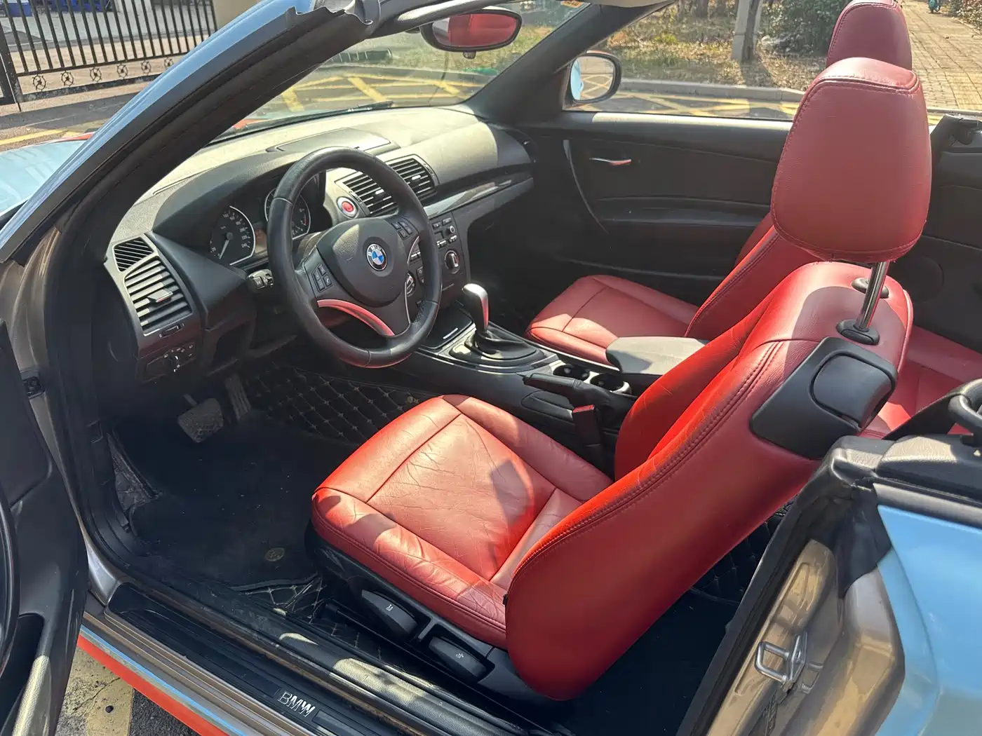 BMW 1 Series (Import) 2011 120i Convertible фото 8