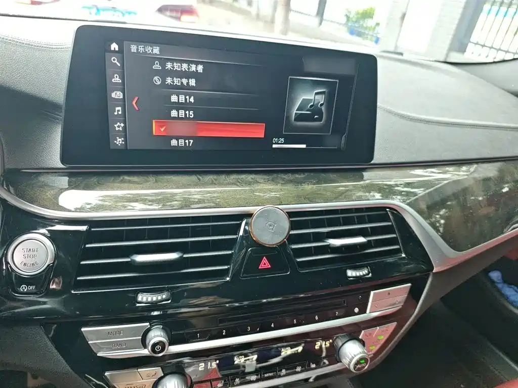BMW 5 Series 2018 Facelift 530Li Leading M Sport Package фото 6