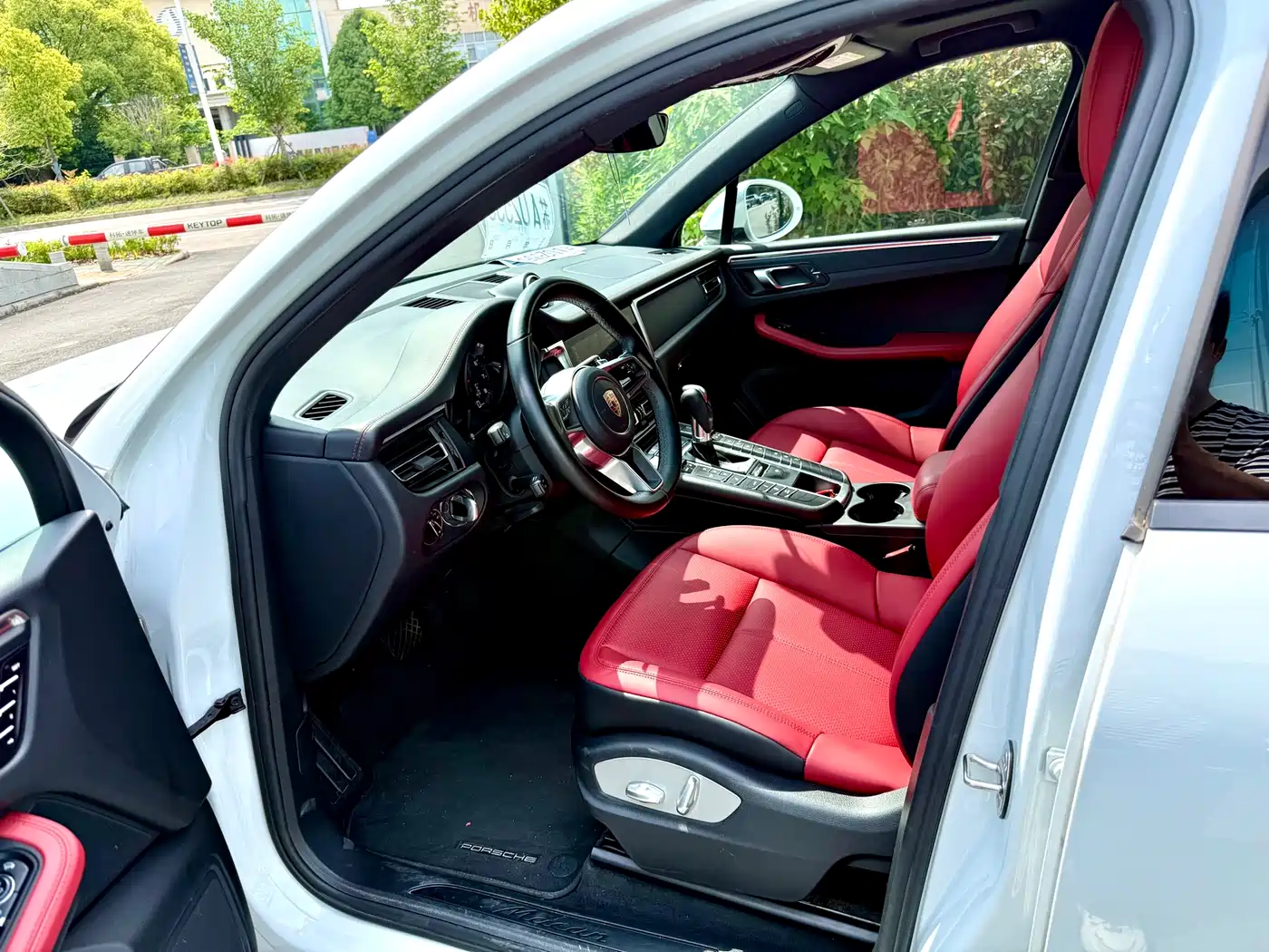 Фото 7 - Porsche Macan