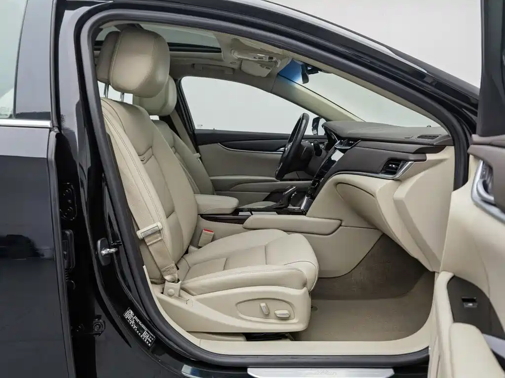 Фото 23 - Cadillac XTS