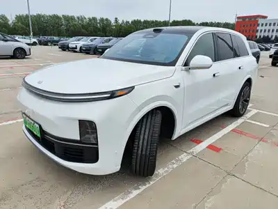Li Auto L8