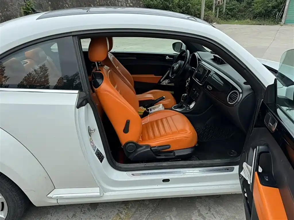 Volkswagen Beetle 2015 380TSI фото 6