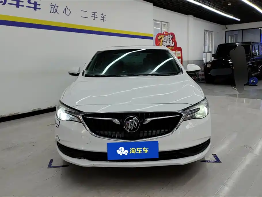 Buick Excelle 2019 15T Manual Elite Type China VI фото 2