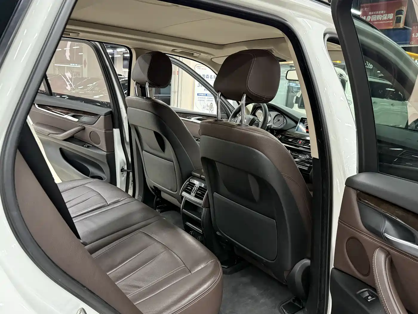 BMW X5 (Import) 2014 xDrive35i Leading фото 12