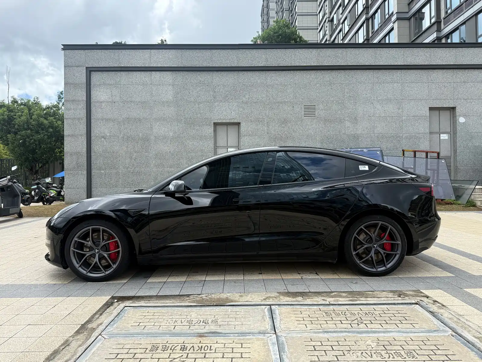 Фото 15 - Tesla Model 3