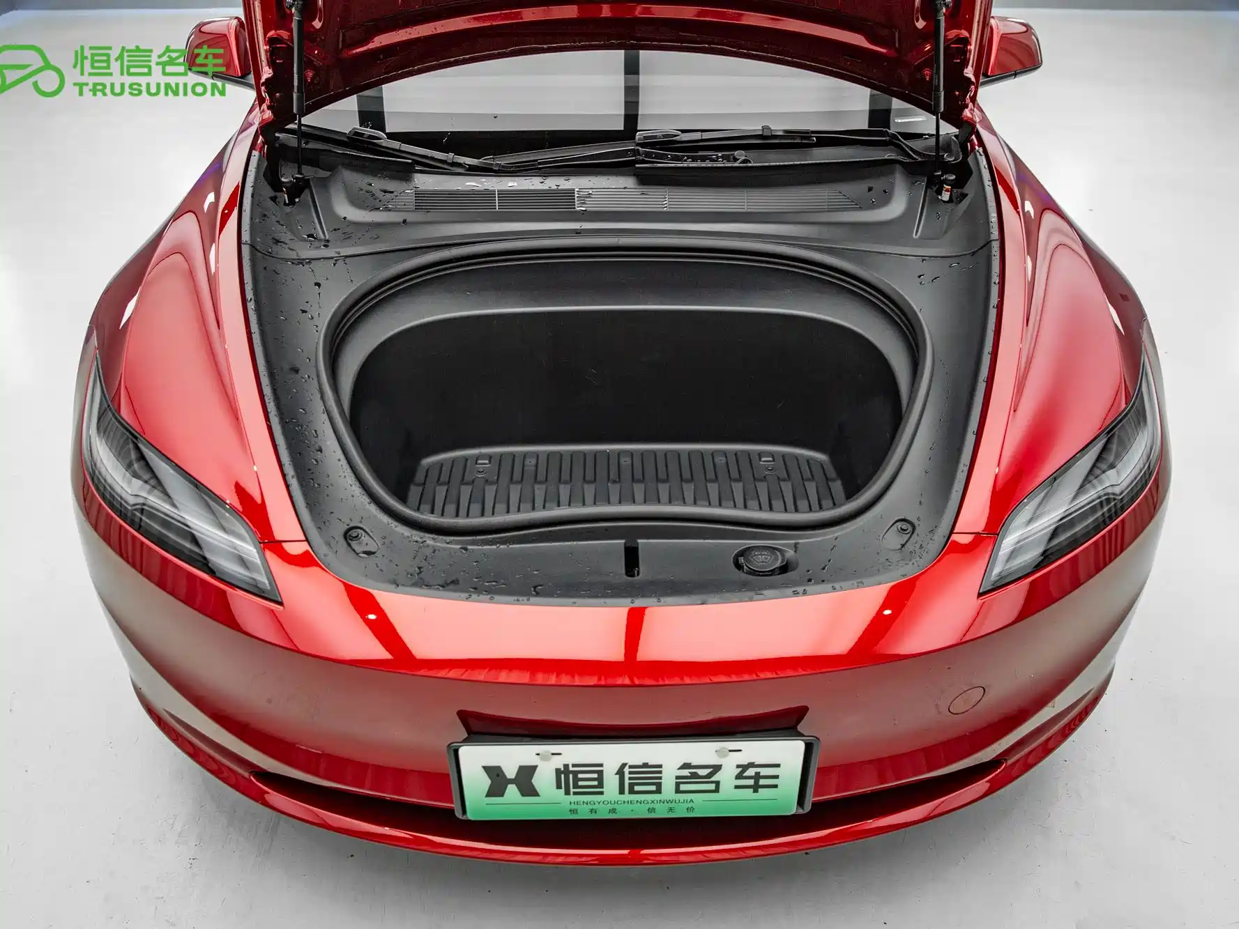 Фото 21 - Tesla Model 3