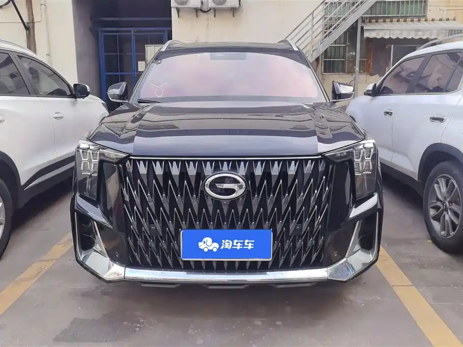 GAC Trumpchi Trumpchi GS8 2022 Dual Engine Series 2.0TM 4WD Premium Edition (6-Seater) фото 2