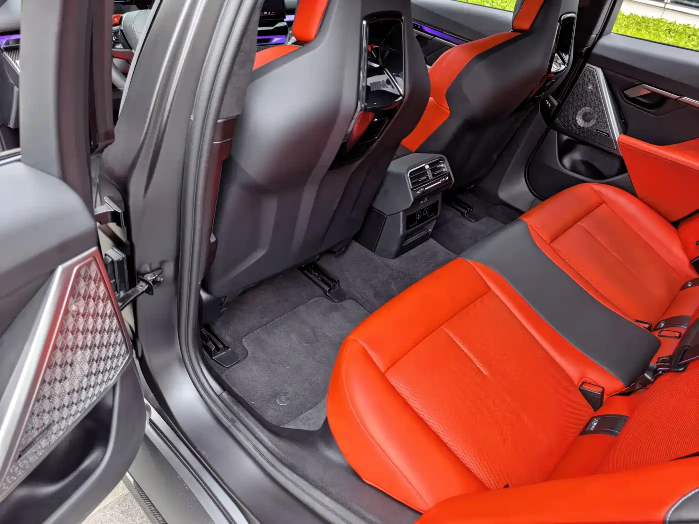 BMW M5 New Energy 2025 M5 фото 10