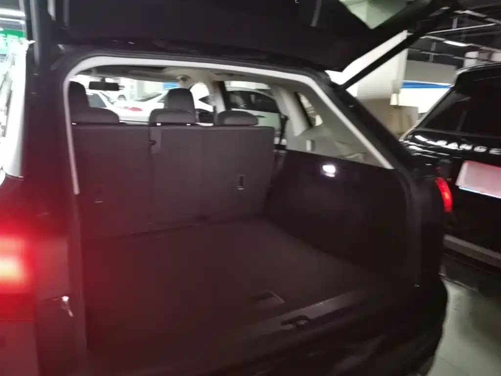 Volkswagen Tayron 2019 330TSI 2WD Luxury China VI фото 19