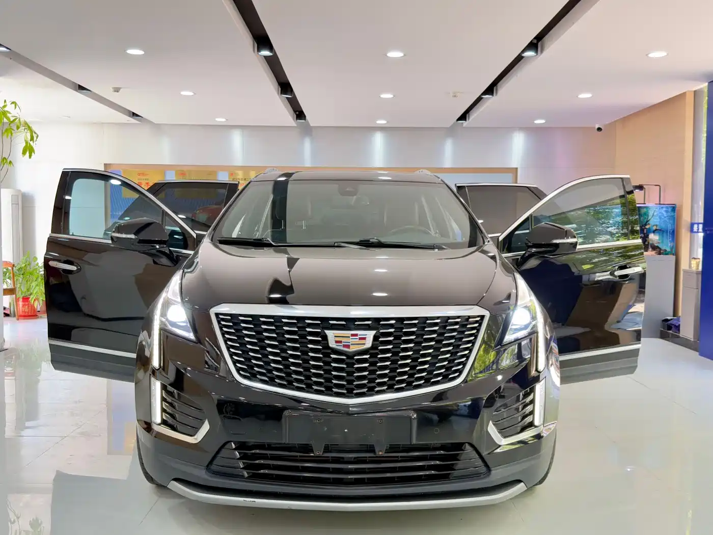 CADILLAC XT5