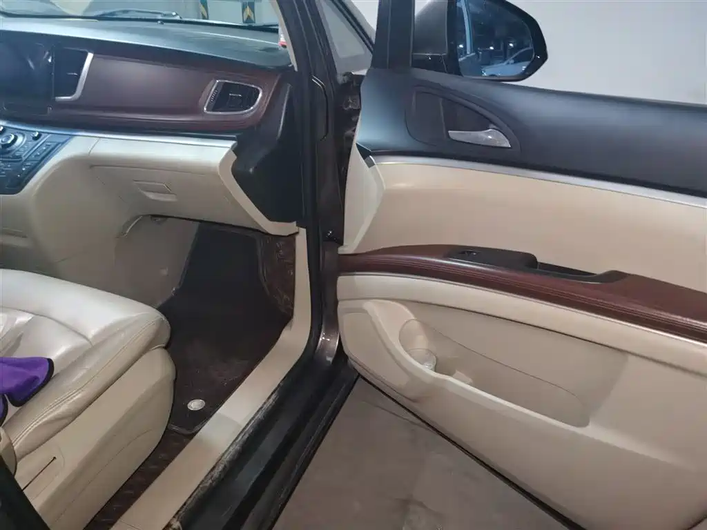 Buick GL8 2014 3.0L GT Luxury Business Elegance фото 18