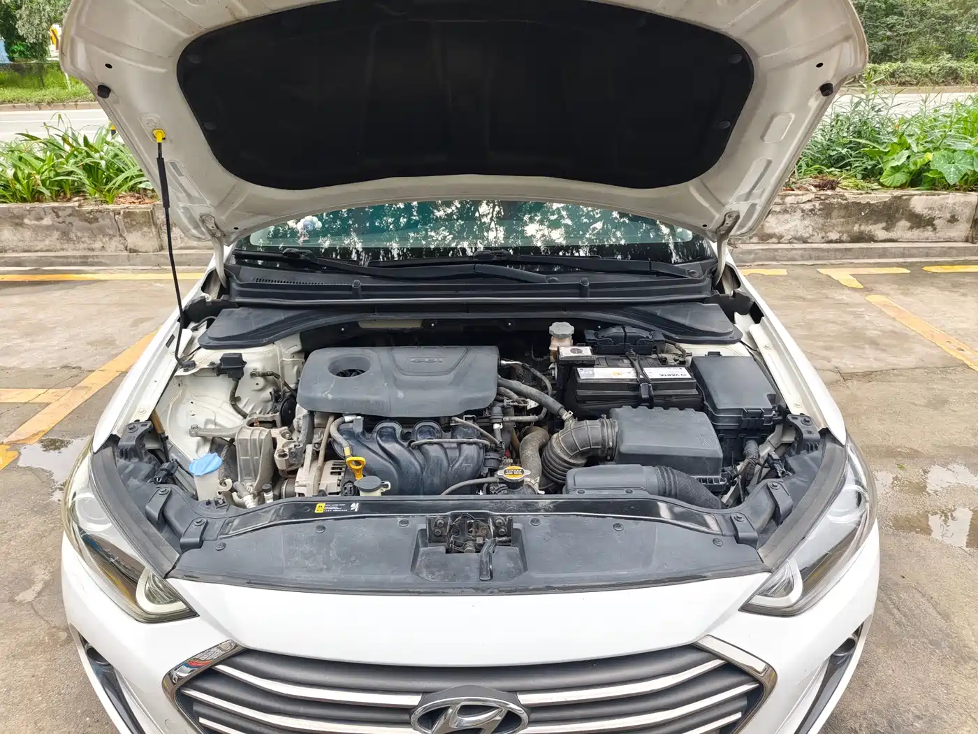 Hyundai Elantra 2016 Model 1.6L Automatic Smart Elite фото 5