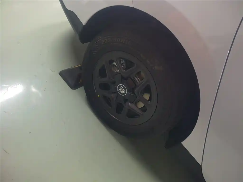 BYD Qin PLUS 2026 DM-i Smart Edition 128KM Progressive фото 26
