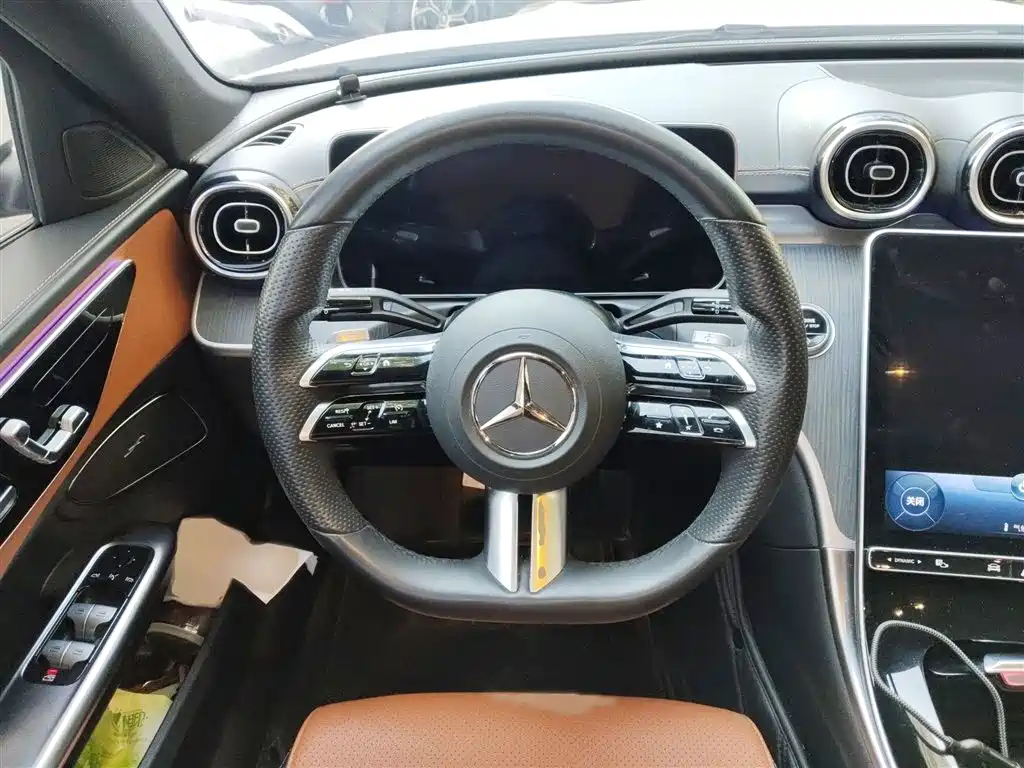 MERCEDES-BENZ CLASS C
