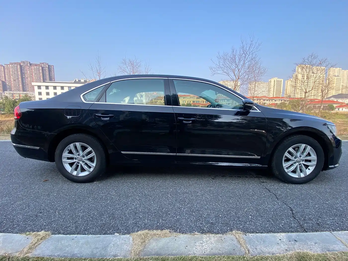 Volkswagen Passat 2017 330TSI DSG Prestige фото 5