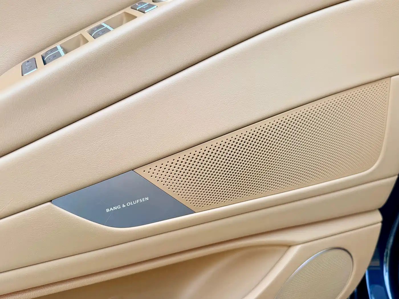 2024 Genesis G80