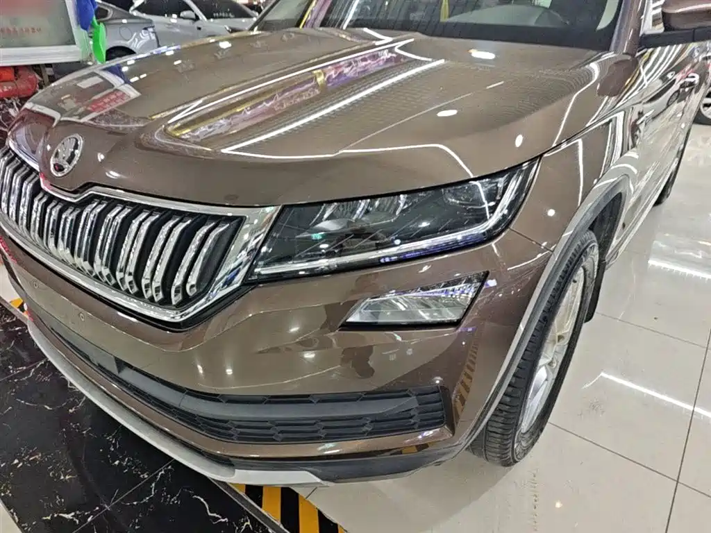 Škoda Kodiaq 2018 Facelift TSI330 5-seat 2WD Premium Luxury Edition фото 24