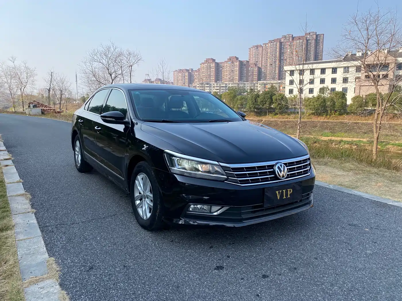 Volkswagen Passat 2017 330TSI DSG Prestige фото 3