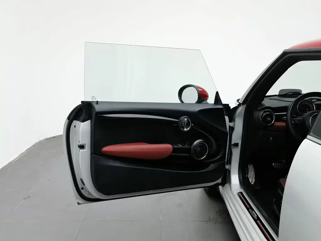 Фото 8 - MINI JCW